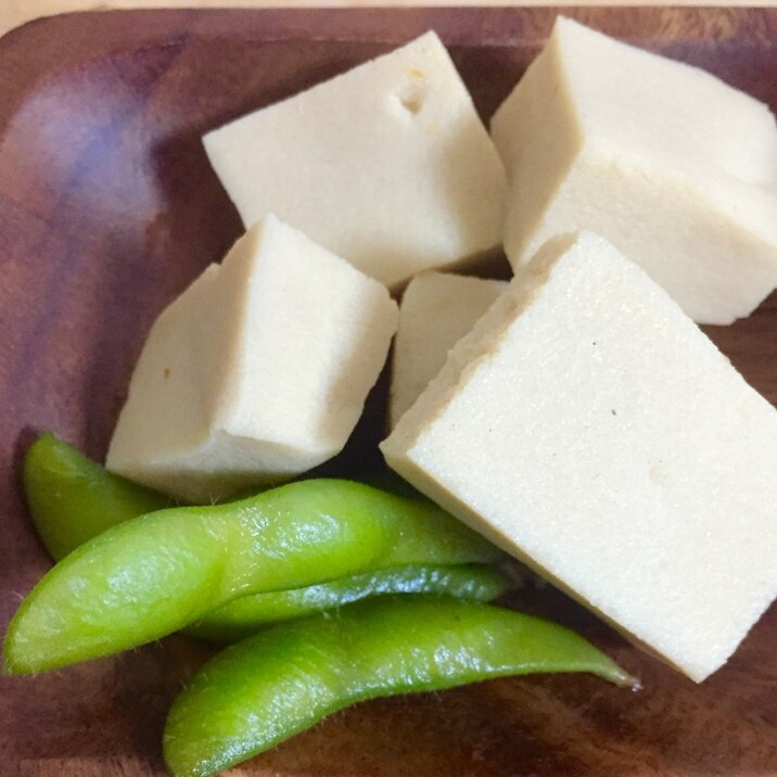 実家の味＊高野豆腐と枝豆の煮物